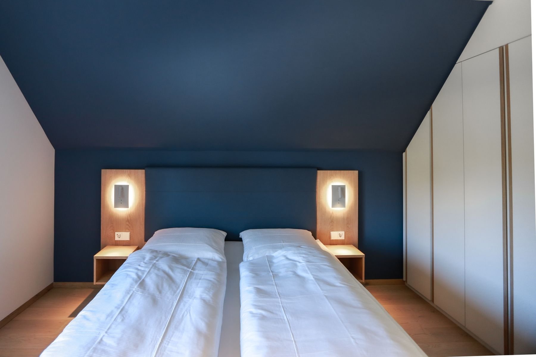 Landloft Ferienhaus Blaues Zimmer Bett
